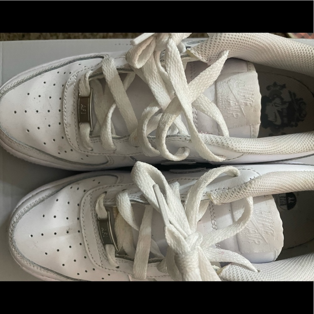 Air Force One - White